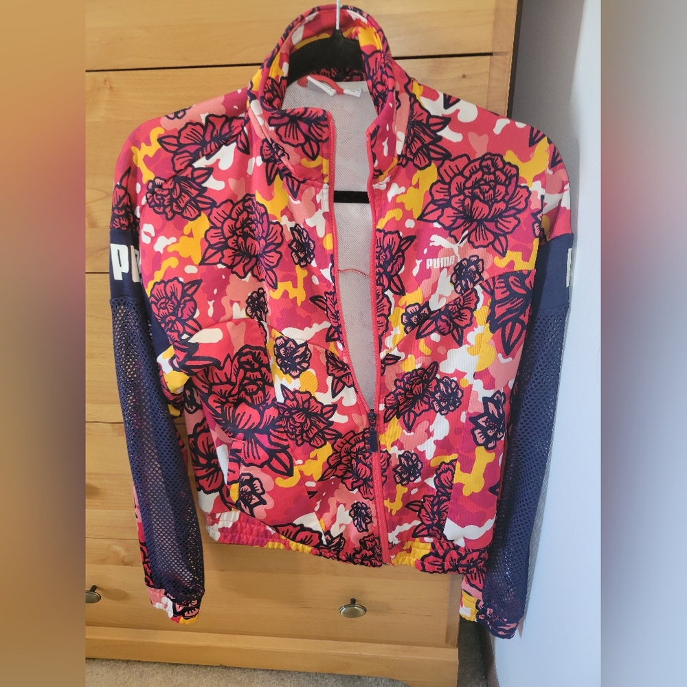 PUMA Flower Track Jacket - Picture 8 of 10
